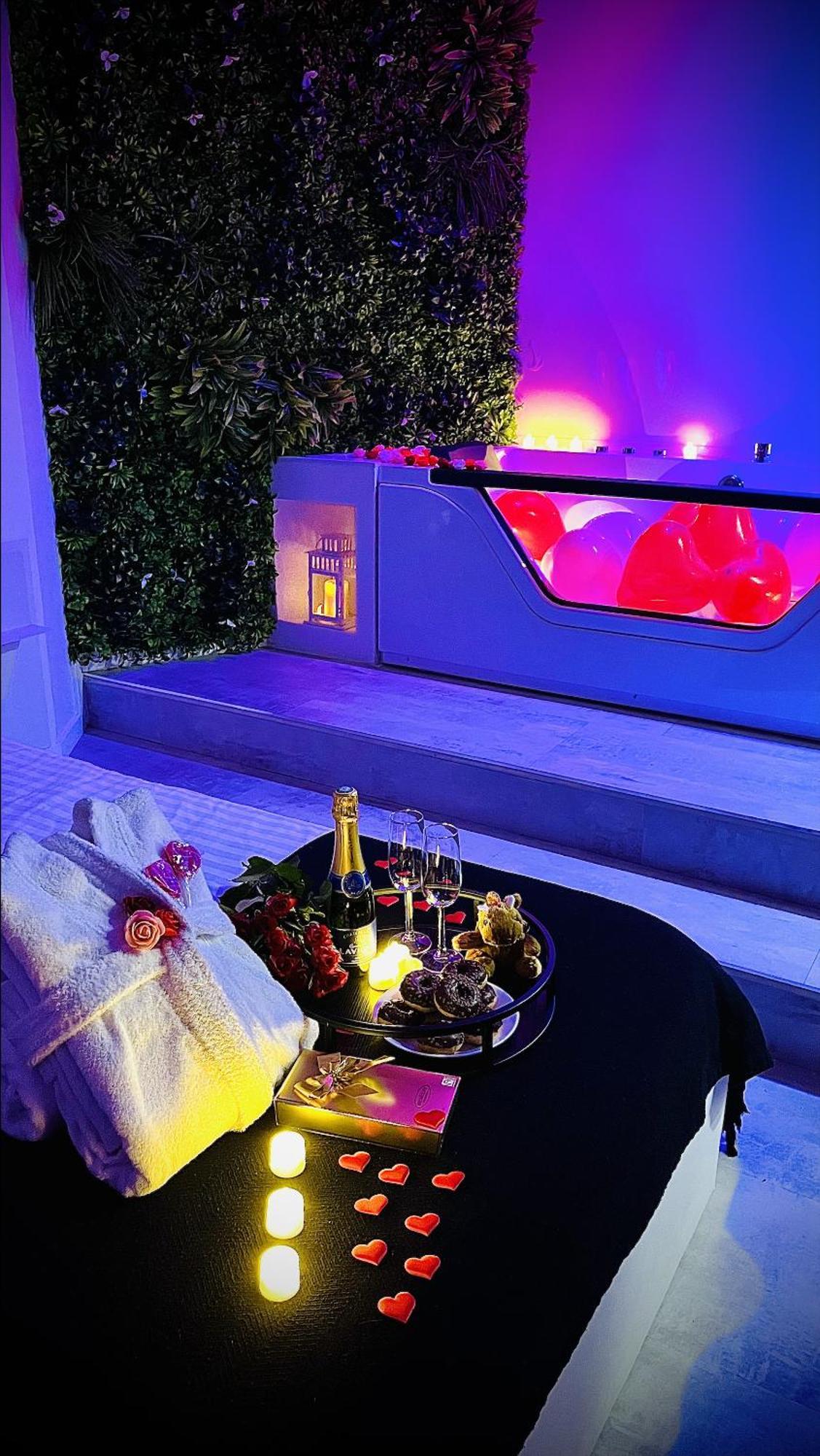 Apartment In The Avec Jacuzzi Privatif - Hyper Centre Montpellier
